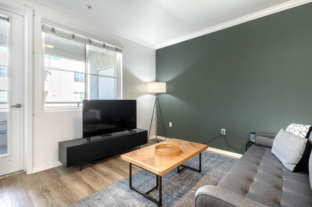Appartement Hollywood 2br W Gym Pool Nr Sunset Blvd Lax-200 *